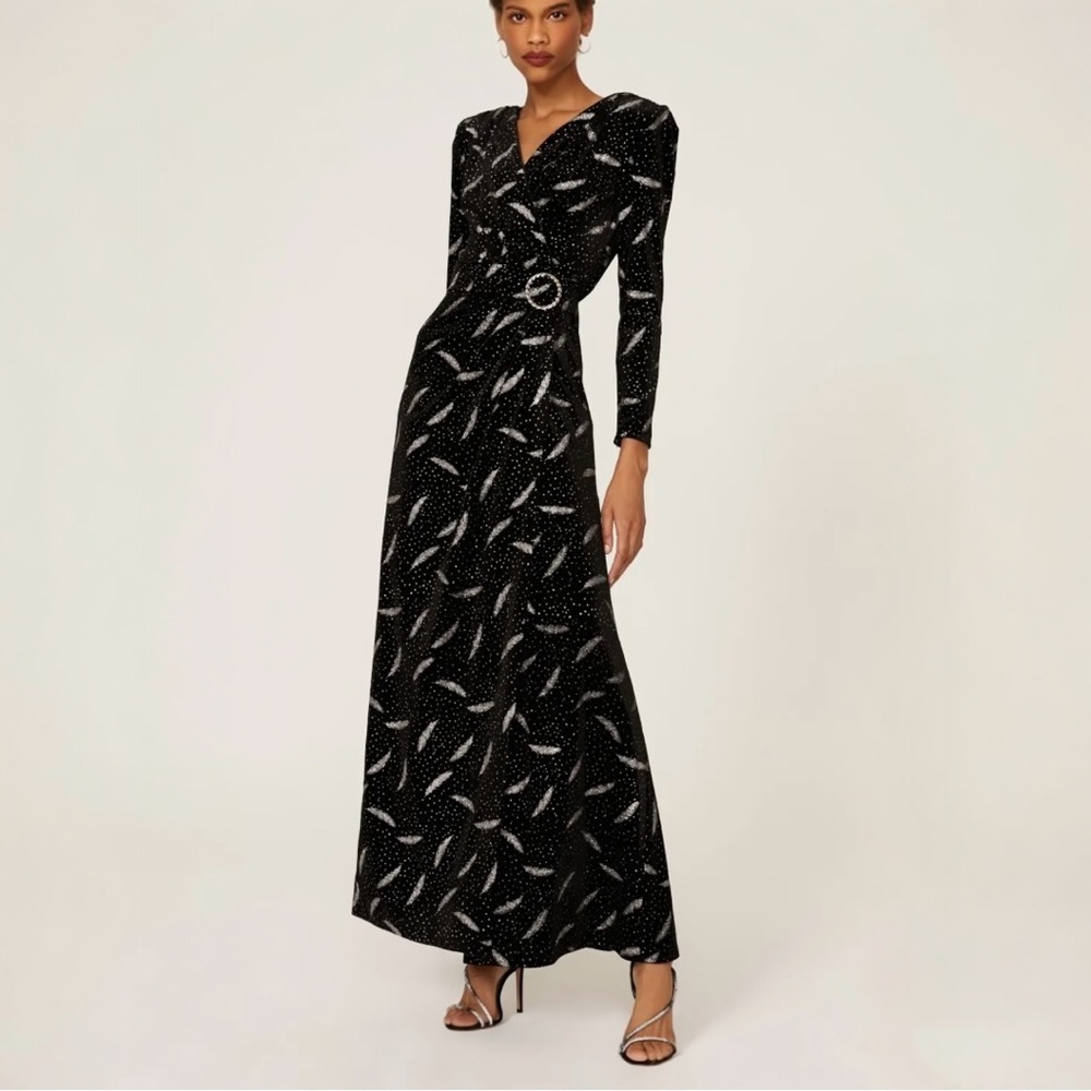 Bronx and Banco
Carina Velvet Gown